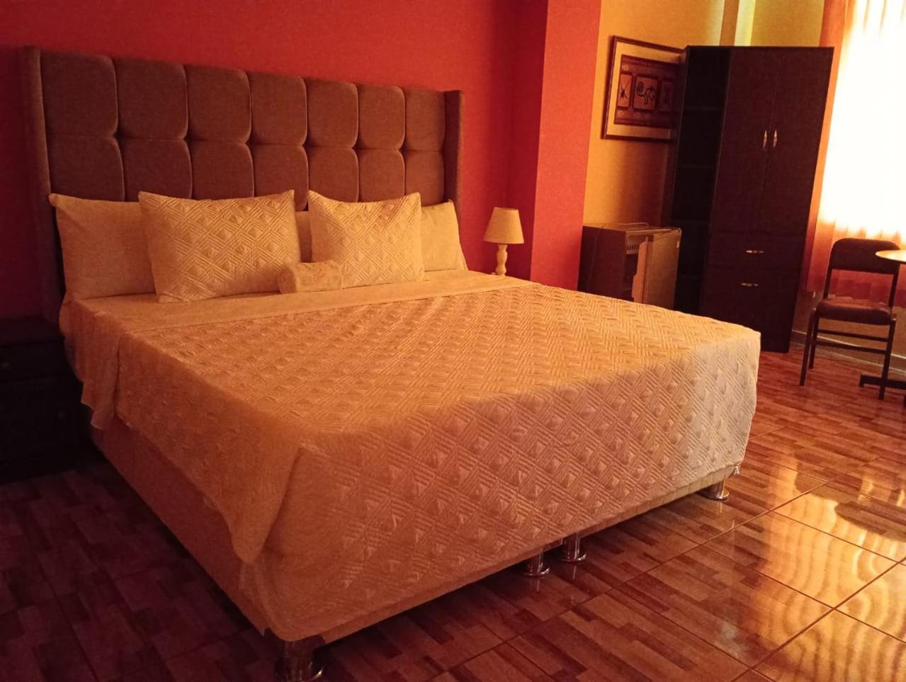 Madison Suite Tacna Exterior photo